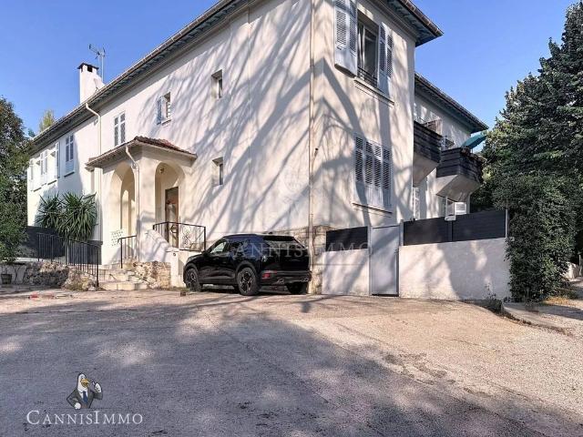 Prestigieux immeuble de rapport en vente à Cannes, France