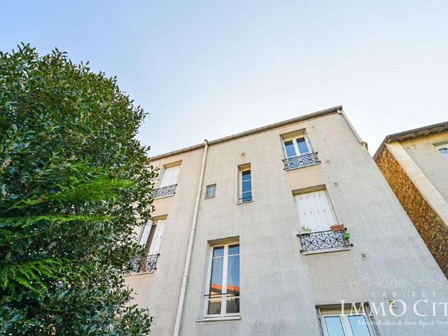Prestigieux immeuble de rapport en vente à Choisy le Roi, Île de France