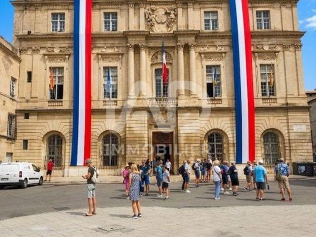 Prestigieux immeuble de rapport en vente à Arles, Provence Alpes Côte d'Azur