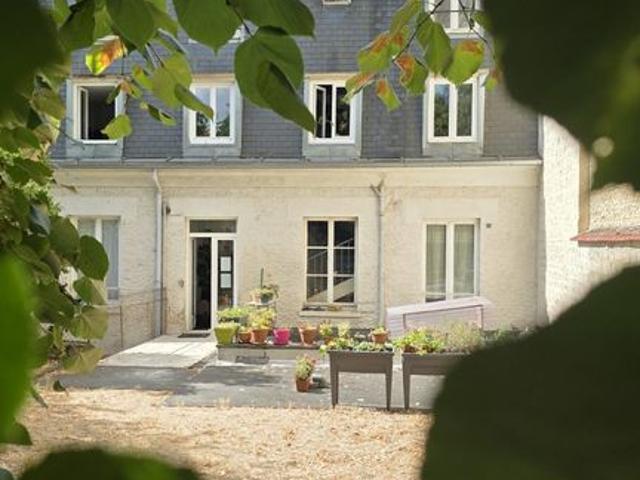 Prestigieux immeuble de rapport en vente à Auvers sur Oise, Île de France