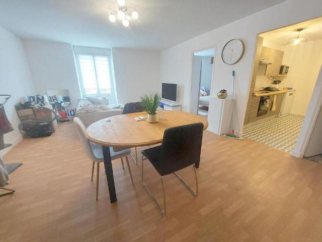 Prestigieux immeuble de rapport en vente à Guichen, France