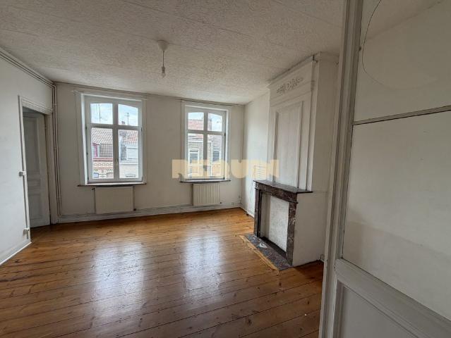 Prestigieux immeuble de rapport en vente à Lille, France