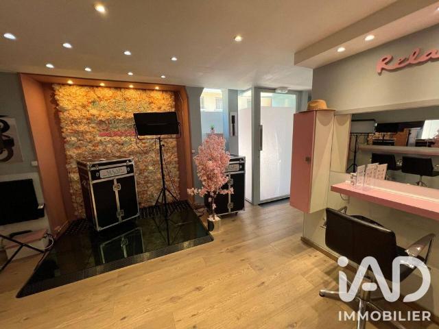 Prestigieux immeuble de rapport en vente à Motte Picquet, Commerce, Necker, Paris, Île de France