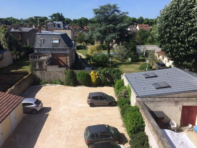 Prestigieux immeuble de rapport en vente à Montgeron, Île de France