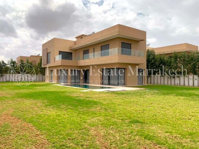 Prestigieux immeuble de rapport en vente à Route Amizmiz, Marrakech, Marrakesh Safi