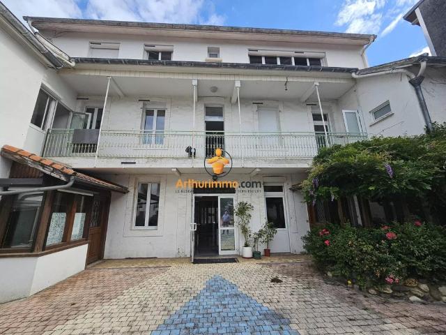 Prestigieux immeuble de rapport en vente à Tarbes, Occitanie