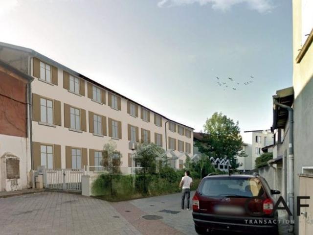 Prestigieux immeuble de rapport en vente à Vénissieux, France