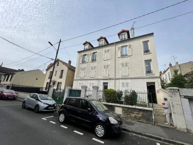 Prestigieux immeuble de rapport en vente à Villeneuve Saint Georges, Île de France