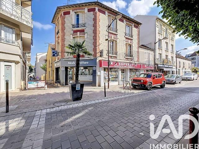 Prestigieux immeuble de rapport en vente à Villiers sur Marne, Île de France