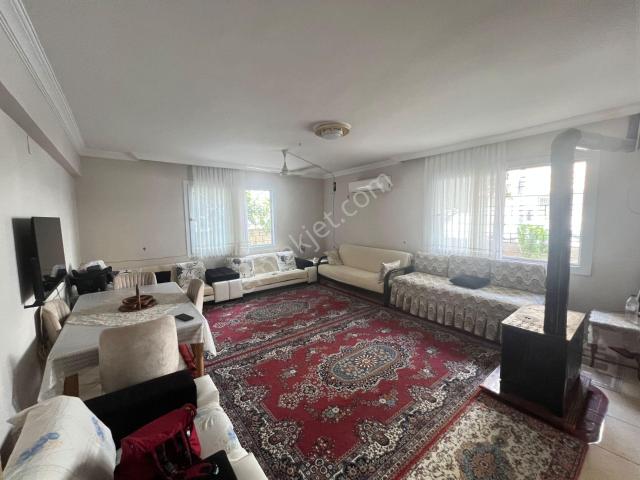 Prestij'den Aydınlıkevler'de Forum Civarı Temiz 3+1 Daire