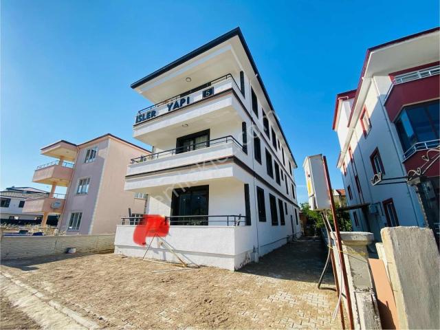 Prestijden Büyük Parka Çarşıya Yakın Ferah Aydınlık 2+1 Daire