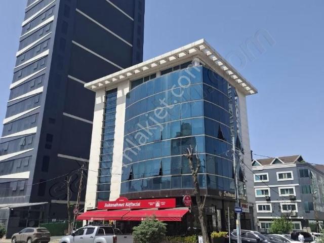 Prestij'den Cadde Üzeri Üst Üç Kat Plaza Ofis Katı
