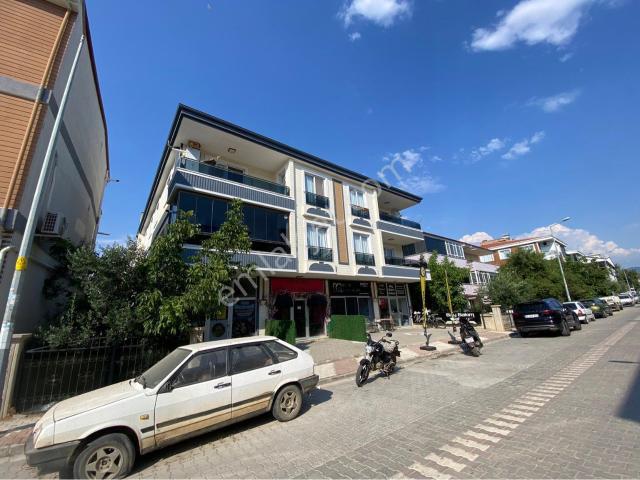 Prestijden Gömeç Çarşı Merkezde Doğalgazlı Kiralık 2+1 Daire