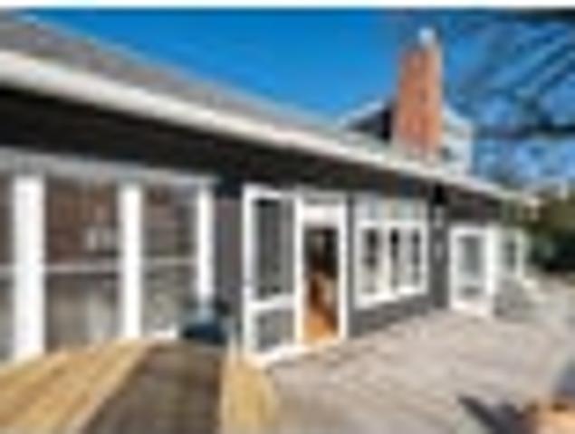 Privacy and Character Amid Country Garden Setting