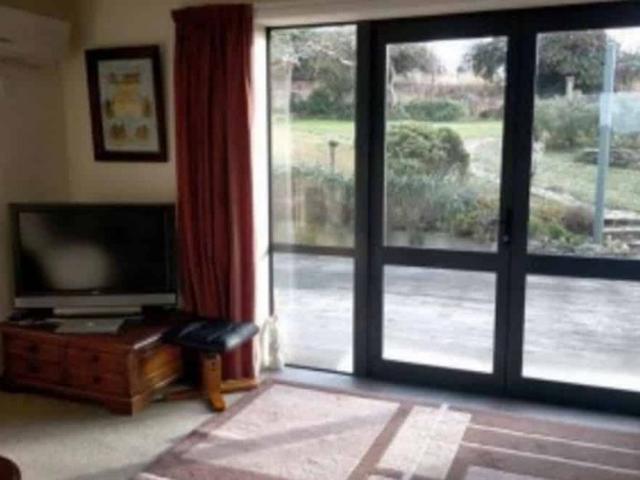 Privacy and Comfort in Roxburgh Village