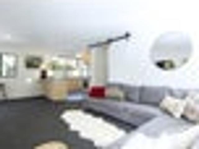 Privacy and location Entry Level Westmere