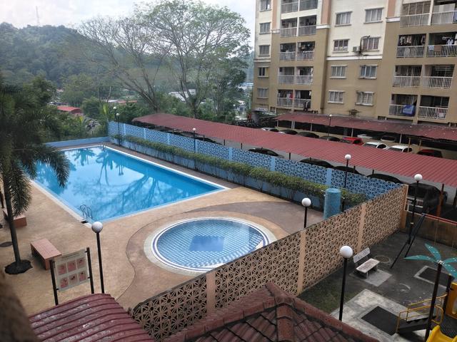 Privacy Location Green hilly lanscape Tenang dan Damai