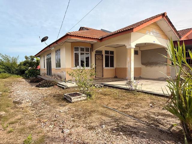 PRIVACY TAK HADAP RUMAH ORGUnit Zon Anggerik Amanjaya Sg Petani