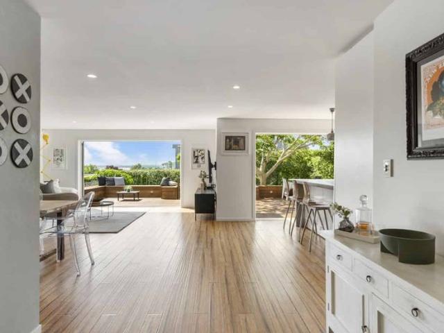 Privacy, Views, Open Plan
