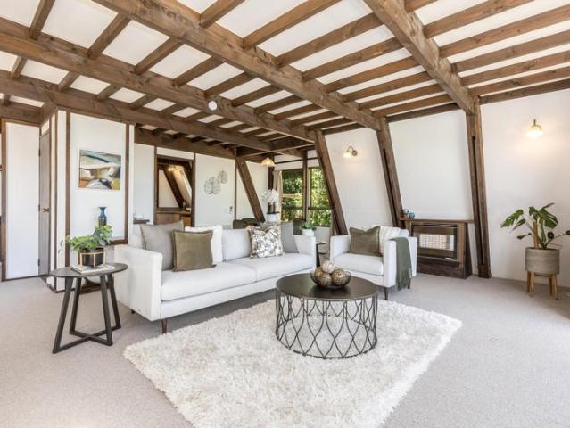 Privacy, Views and Character!