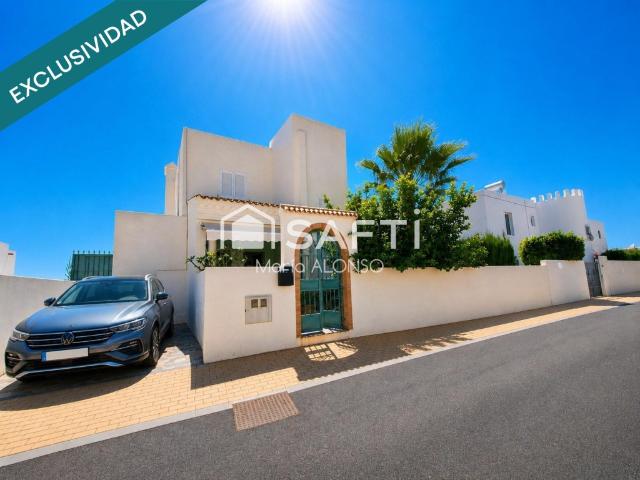 Privacidad y confort en un enclave junto al mar