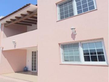 Privada Casa Venta Arboledas Querétaro Recamara PB Balcón Estudio 3 Baños Crédito Precio OPORTUNIDAD