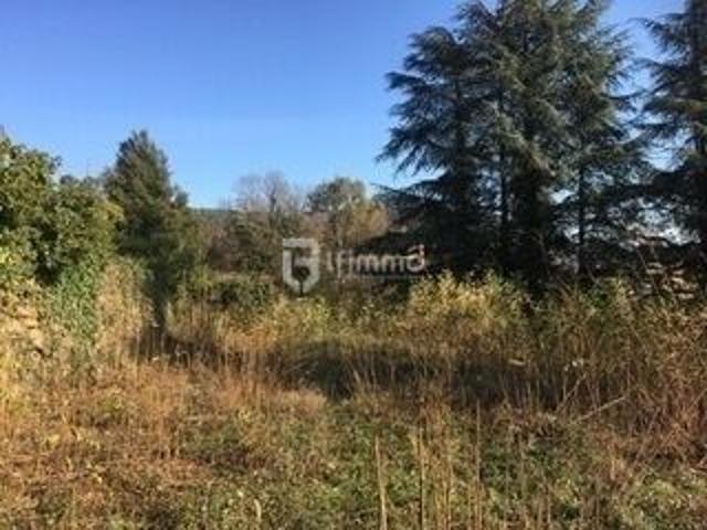 Privas 07000 Terrain à bâtir pour la réalisation de 5 villas