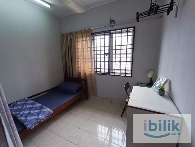 Private Male Room+WiFi @Tainia Apartment, Kota Damansara, near MRT Surian, IOI Damansara