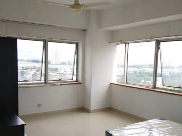 Private Master Room in Ayers Tower, Taman Kosas, 68000 Ampang, Selangor, Malaysia