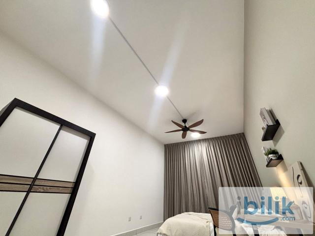Private master room rm1000 only‼️ mix gender unit in mercu jalil near lrt sri petaling