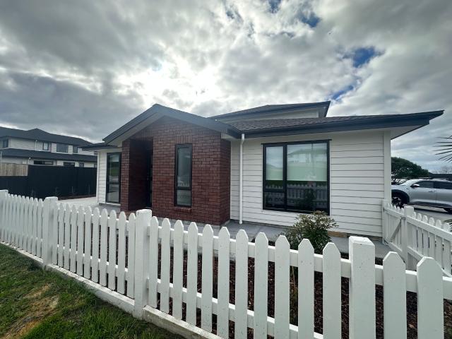 Private & Modern 2 Bedroom Unit Opposite Butler Stoney Reserve