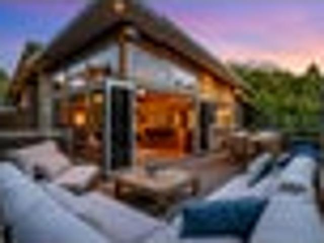 PRIVATE NATURAL HIDEAWAY IN STRANDON