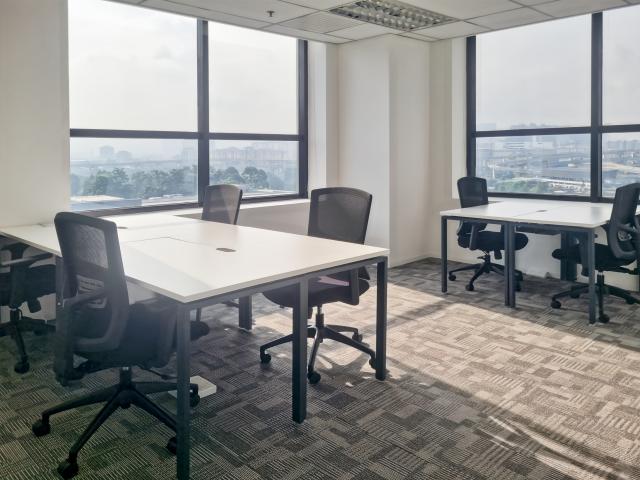 Private office space tailored to your business’ unique needs in Regus Menara Public Gold