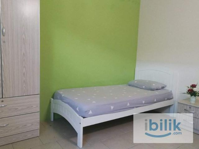 Private Aircond Room Beside Vivacity Tabuan Jaya