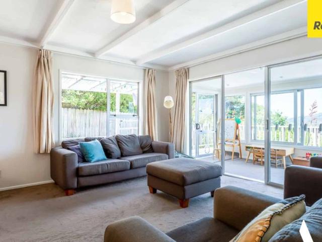 Private and Peaceful Living at 13 Lookout Drive