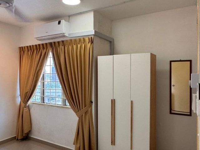 PRIVATE BATHROOM De Tropicana, Kuchai Lama NEAR MRT ️ Newly RENO, Master Room Fully Furnished