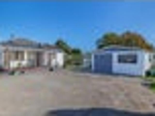 Private Family Living on 931m2