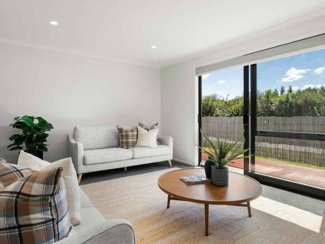 PRIVATE FOUR BEDROOM HOME