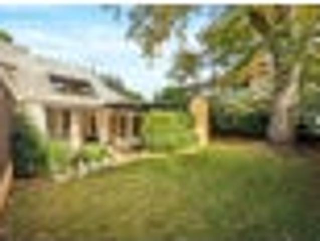 Private Greenlane Retreat Boutique Living in DGZ