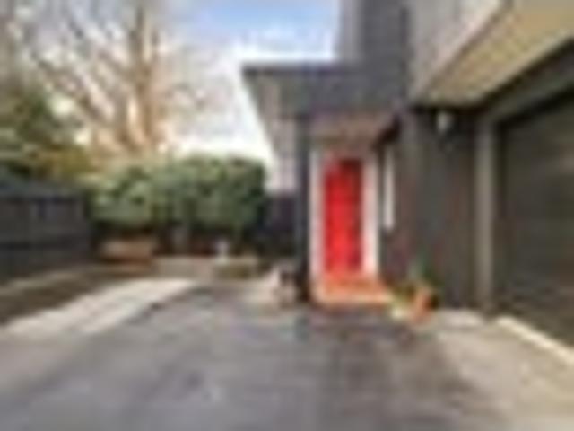 Private haven in Hokowhitu