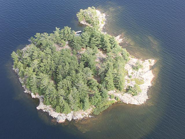 Private Island 2.56 Ac, Parry Sound, Georgian Bay, Log Home
