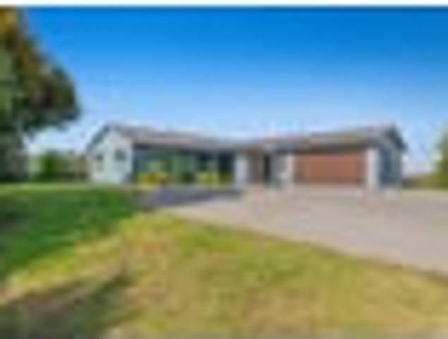Private Lifestyle Escape on 5 Acres