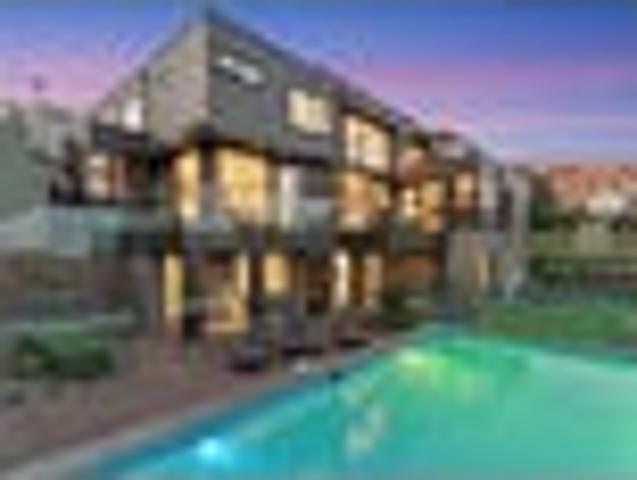 Private Parnell paradise