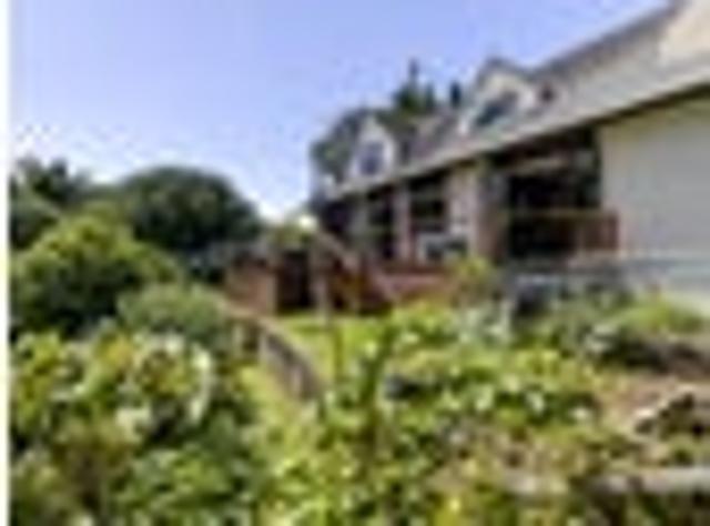 Private park side living in Welbourn