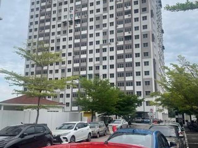 PRIVATE PARKINGFully Reno Pangsapuri Lembah Indah Tambun Royale