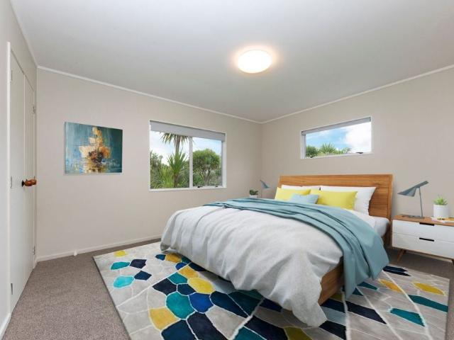 Private Parkside Living in Glen Eden