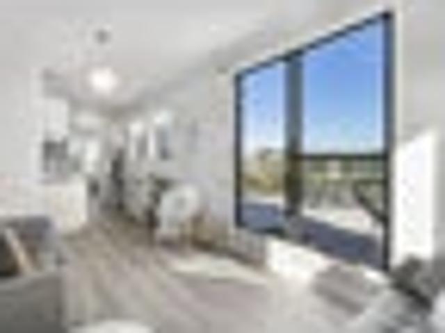 Private Penthouse Perfection with carpark