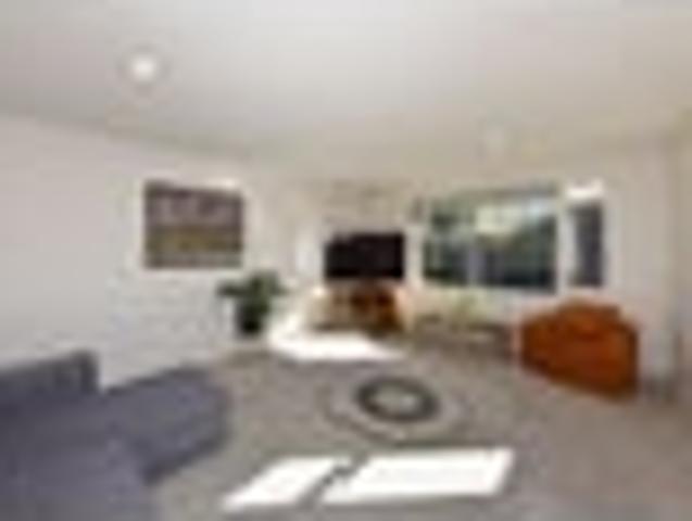 Private, Practical & Perfectly Positioned !