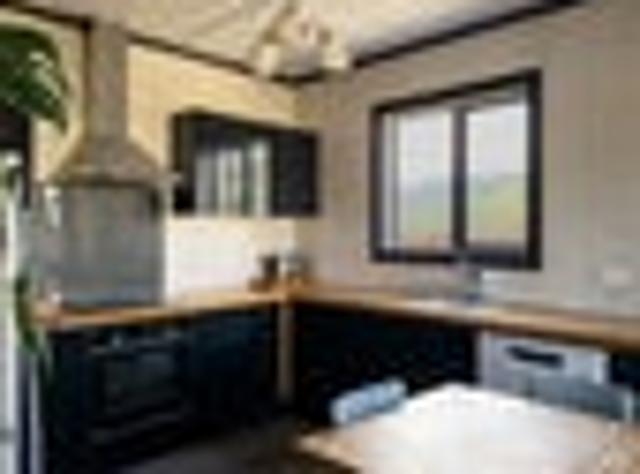 Private Rural Living with Style, Comfort &.