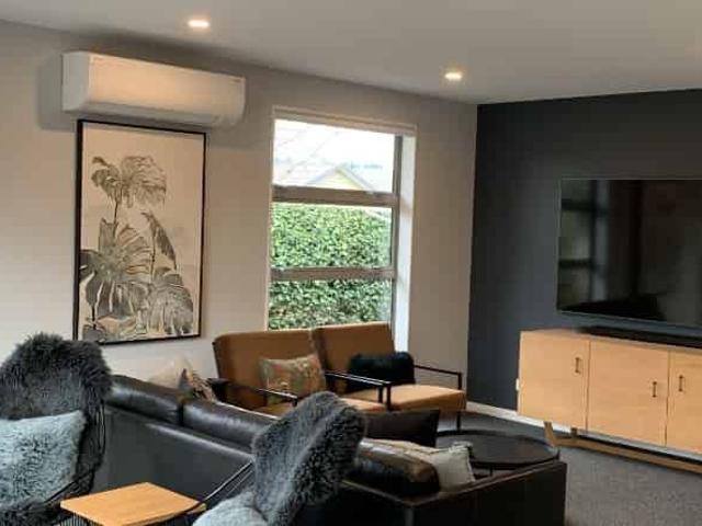 Private Rental in Riverside Park